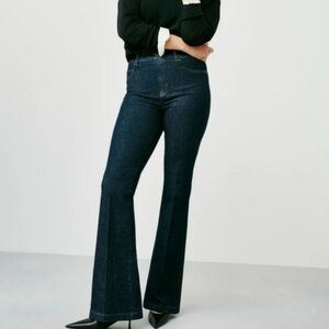 SPANX Denim Flare Raw Indigo Wash Women's Medium Pull-On Stretchy Jeans
